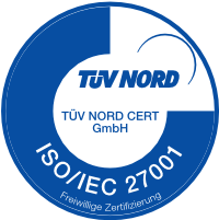 Blau-weißes TÜV NORD ISO/IEC 27001-Zertifizierungsabzeichen der TÜV NORD CERT GmbH für HANSETRANS.